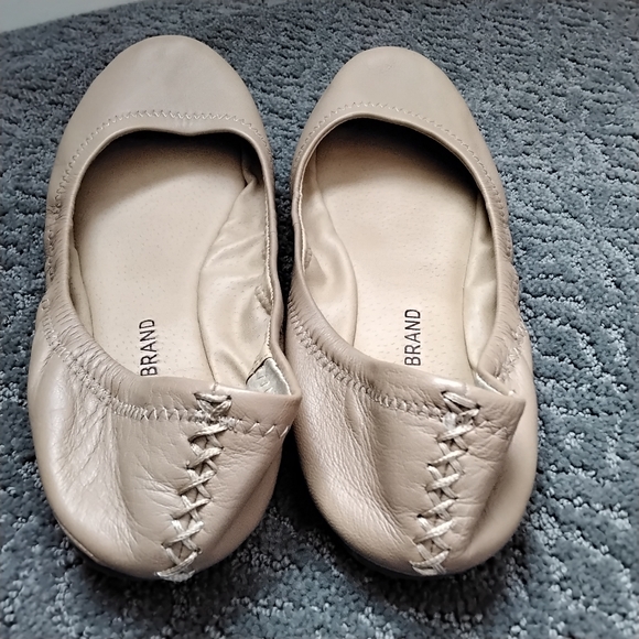 Lucky Brand Emmie Leather Ballet Flats Nude - 8 - Picture 8 of 9